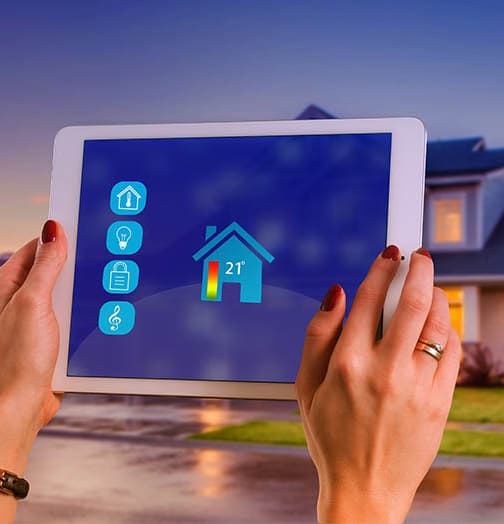 Smart-Home IoT gateway with voice command control